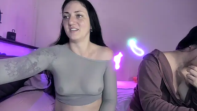 Snapshot of torithequeen chatting on 04/08/26, 02:29 torithequeen online show from 04/08/26, 02:29