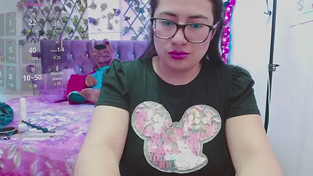Estrella  sex online show from 10/01/25, 08:35