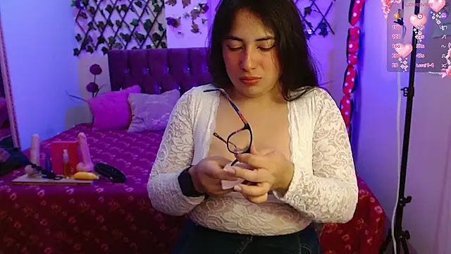 Estrella  sex online show from 02/12/26, 07:35