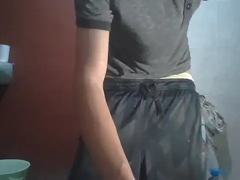 Snapshot of chicooxx chatting on 10/03/25, 05:53 chicooxx online show from 10/03/25, 05:53