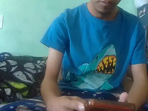 Snapshot of chicooxx chatting on 02/21/26, 08:33 chicooxx online show from 02/21/26, 08:33