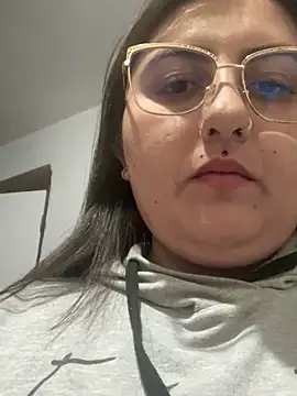 karobaby  online show from 02/17/26, 10:18