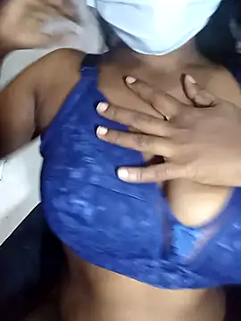 Snapshot of MickMicky chatting on 12/20/25, 05:05 MickMicky online show from 12/20/25, 05:05