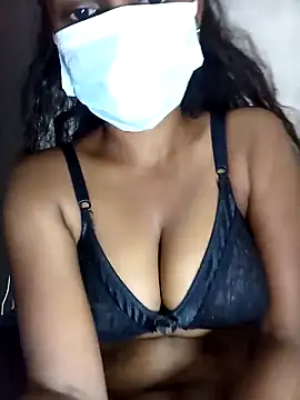 Snapshot of MickMicky chatting on 12/22/25, 05:40 MickMicky online show from 12/22/25, 05:40