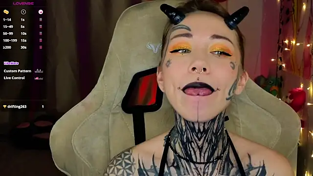 Snapshot of bunnykellyyy chatting on 02/27/26, 07:03 bunnykellyyy online show from 02/27/26, 07:03