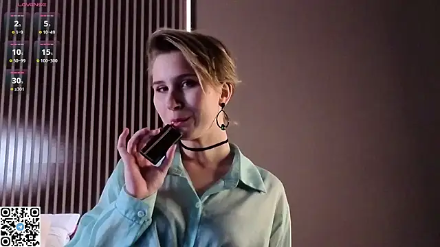 odelynbrower online show from 02/25/26, 01:06