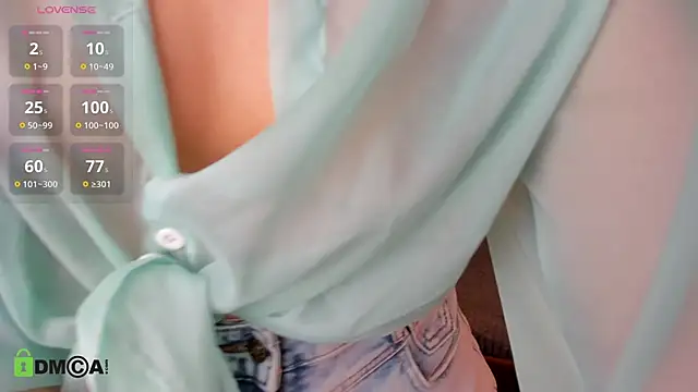 Snapshot of odelynbrower chatting on 09/18/25, 12:24 odelynbrower online show from 09/18/25, 12:24