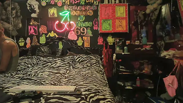 Splash Queen420 online show from 06/29/26, 11:37