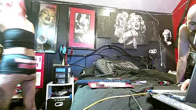 Splash Queen420 online show from 12/16/25, 05:44