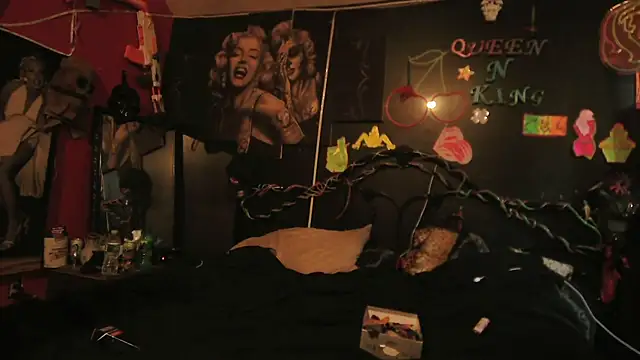 Splash Queen420 online show from 03/15/26, 02:29