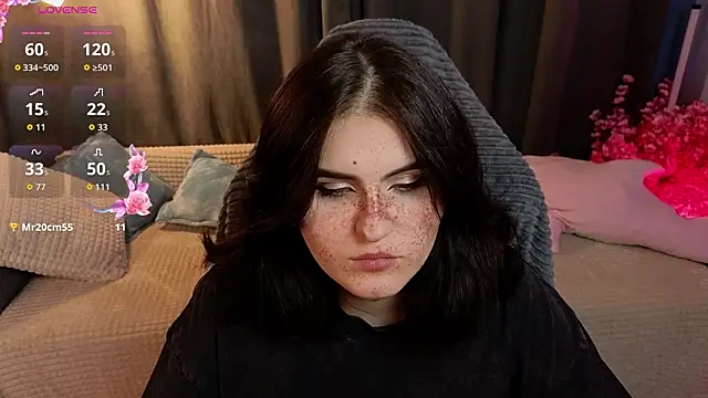 Snapshot of Dark_Shine chatting on 02/11/26, 08:09 Dark Shine online show from 02/11/26, 08:09