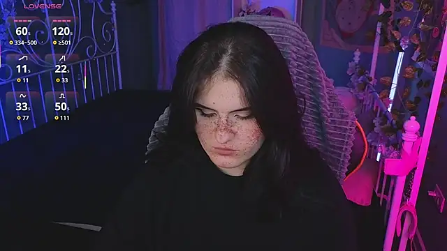 Snapshot of Dark_Shine chatting on 01/10/26, 08:37 Dark Shine online show from 01/10/26, 08:37