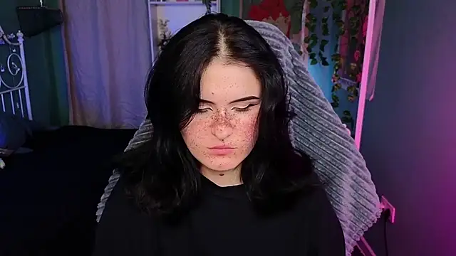 Dark Shine online show from 10/18/25, 05:31