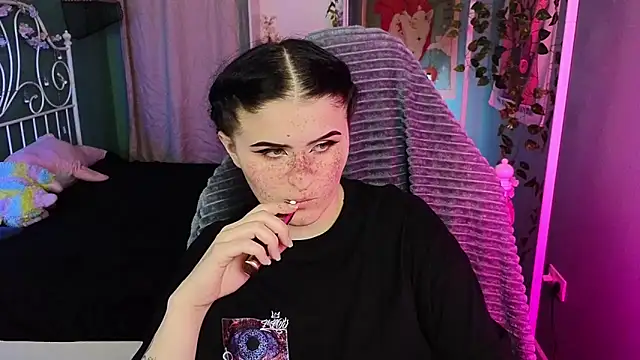 Dark Shine online show from 10/15/25, 05:50