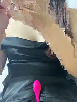 SiennaQueen18 online show from 09/21/25, 01:00