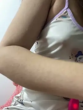 SiennaQueen18 online show from 09/16/25, 05:36