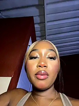 alisonn moon online show from 11/27/25, 03:29