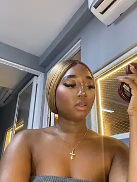 alisonn moon online show from 11/22/25, 11:03