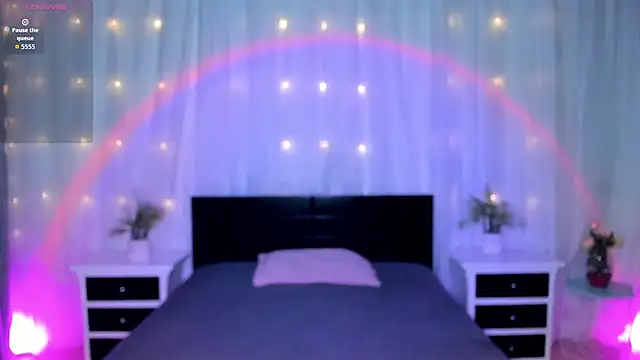 Evolet Bee online show from 03/21/26, 12:42