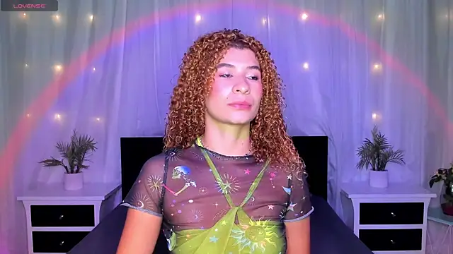 Evolet Bee online show from 02/22/26, 12:18