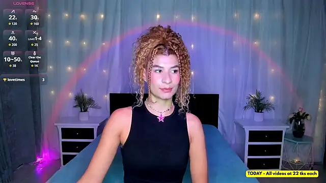 Evolet Bee online show from 04/13/26, 01:48