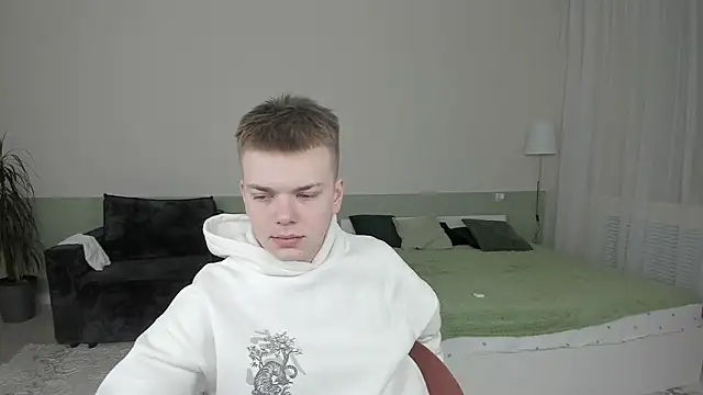 Mallfoyy online show from 05/04/26, 06:55