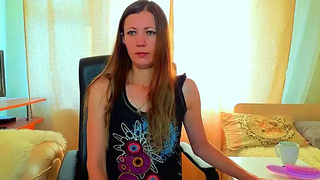Bom Mia Bom online show from 06/08/26, 12:49