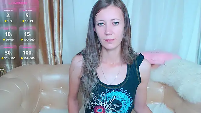 Bom Mia Bom online show from 10/13/25, 03:08