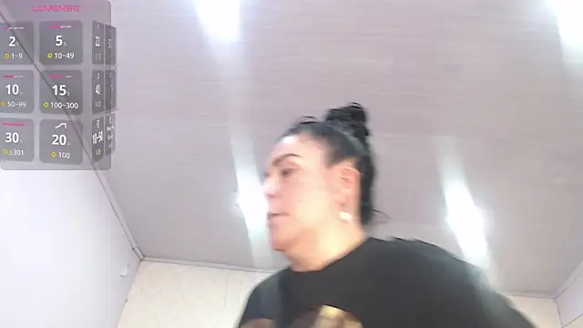 AriannaAdames online show from 06/19/26, 04:24