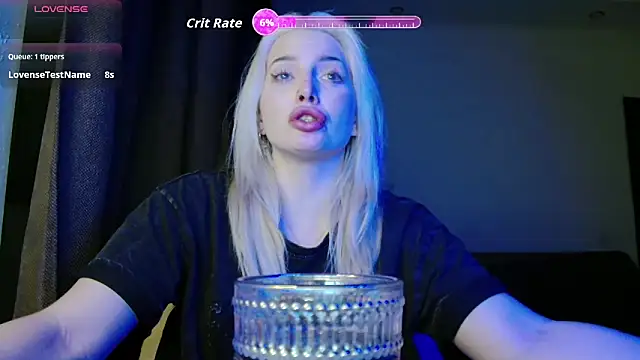 Snapshot of SpaceMarsi chatting on 10/11/25, 07:59 SpaceMarsi online show from 10/11/25, 07:59