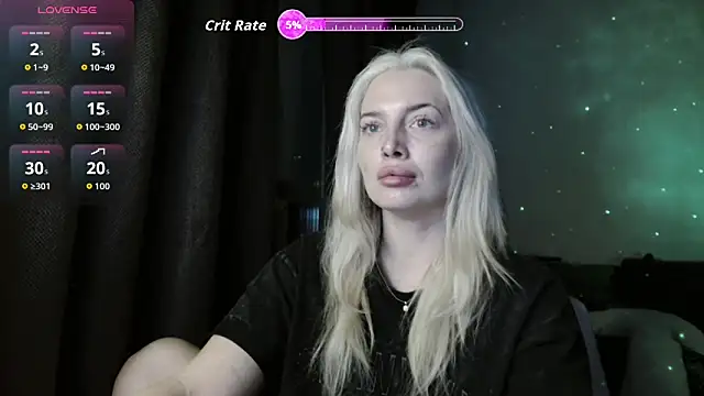 Snapshot of SpaceMarsi chatting on 10/13/25, 07:15 SpaceMarsi online show from 10/13/25, 07:15