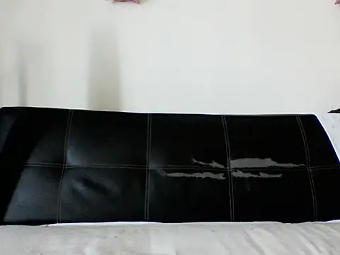 Snapshot of ferchule7 chatting on 10/10/25, 06:42 ferchule7 online show from 10/10/25, 06:42