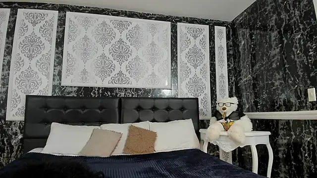 irenne wilsonn online show from 11/28/25, 12:38