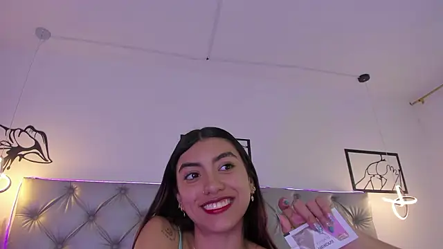 Naughty Couple83 online show from 02/07/26, 08:17