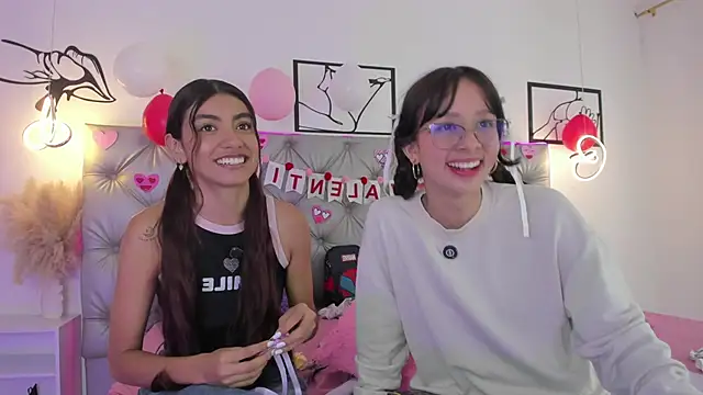 Naughty Couple83 online show from 02/17/26, 03:31