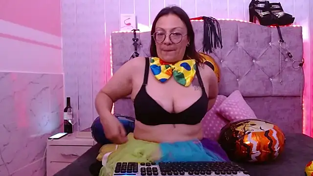 Susanahotsexxx online show from 10/20/25, 03:41