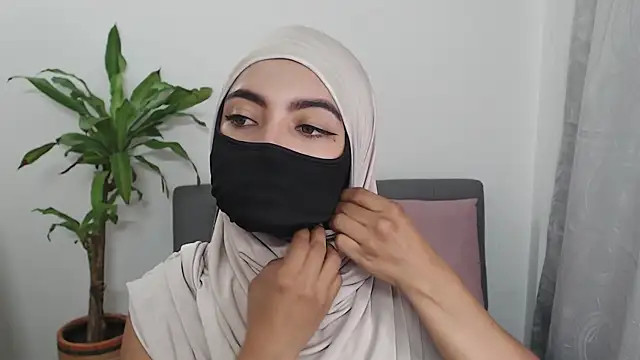 jade nassar online show from 10/26/25, 09:48