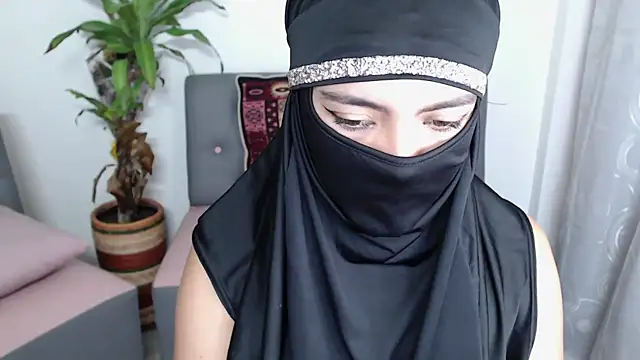Snapshot of jade_nassar chatting on 10/06/25, 07:25 jade nassar online show from 10/06/25, 07:25