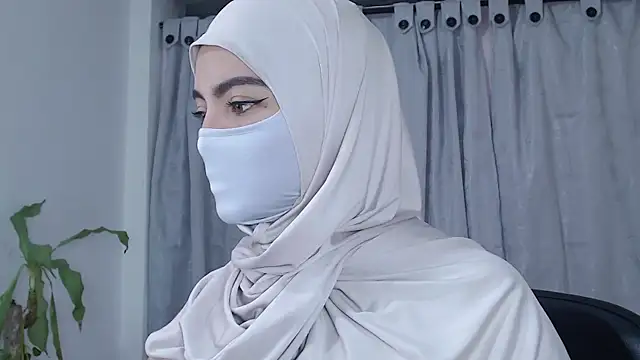 jade nassar online show from 04/14/26, 10:04