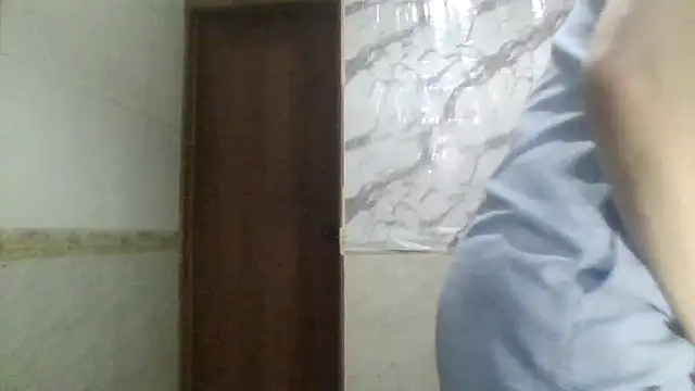 Snapshot of MiyaHottie chatting on 03/03/26, 03:35 MiyaHottie online show from 03/03/26, 03:35