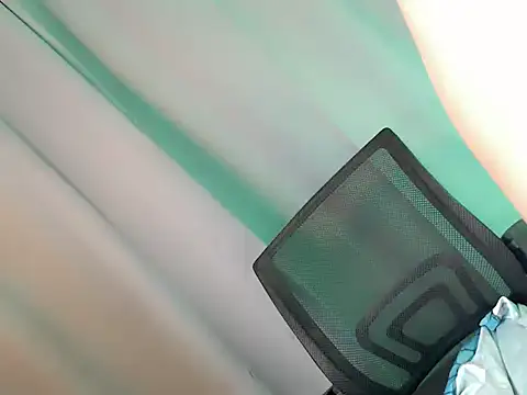 your hottest kim online show from 10/07/25, 04:24