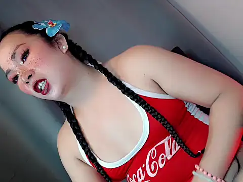 your hottest kim online show from 10/18/25, 02:46