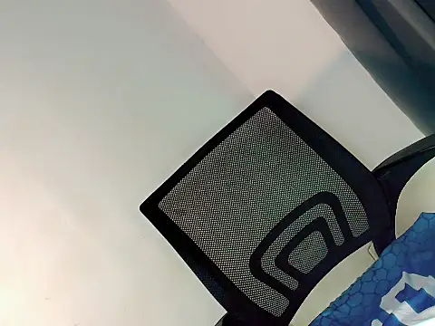 your hottest kim online show from 02/21/26, 03:52