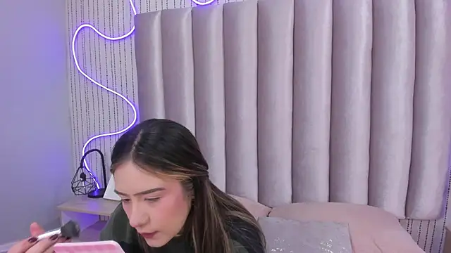 SamanthaPeachss online show from 11/27/25, 11:54