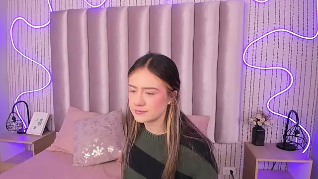 SamanthaPeachss online show from 11/04/25, 12:09