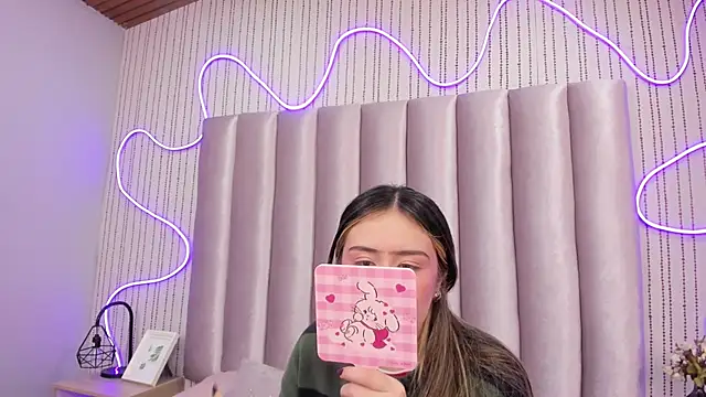 SamanthaPeachss online show from 11/28/25, 11:54