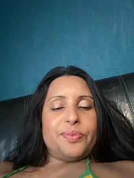 Angelaarayexx online show from 04/29/26, 11:03