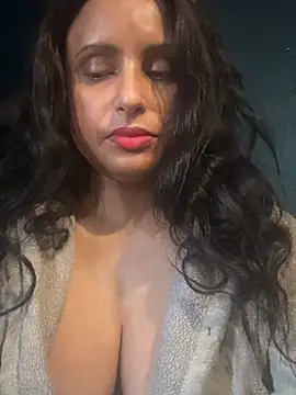 Angelaarayexx online show from 02/22/26, 10:39