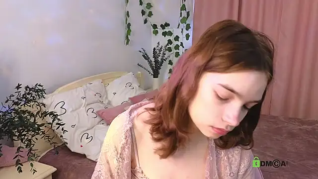 Evi Brook online show from 10/14/25, 06:36