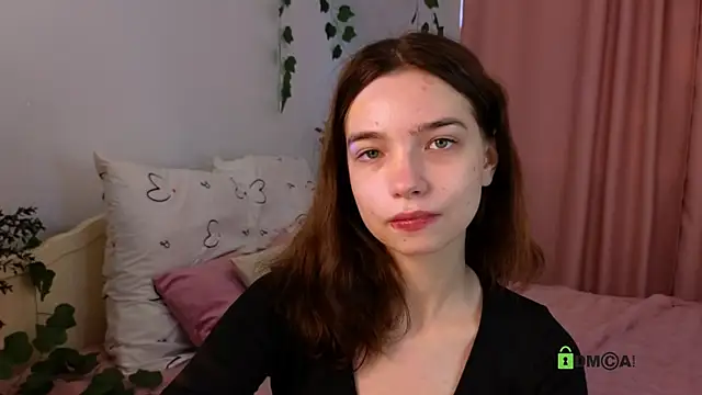 Evi Brook online show from 09/13/25, 06:46